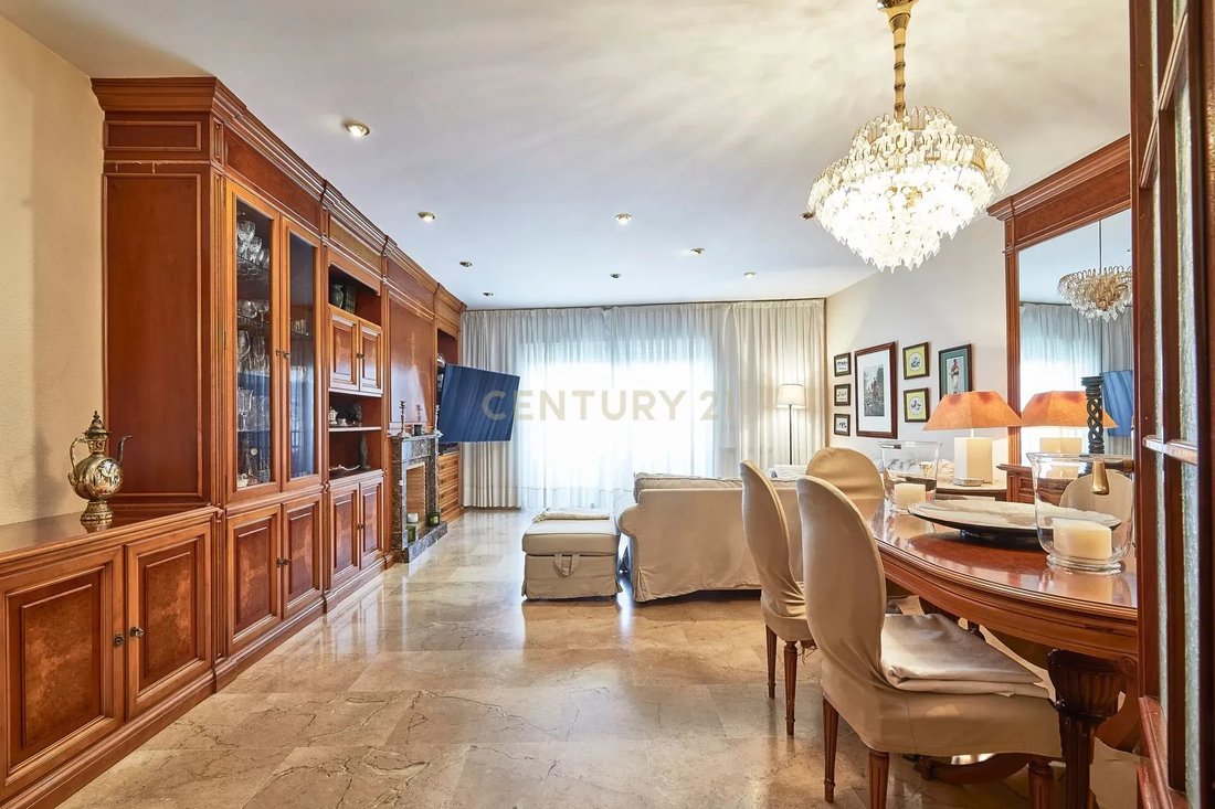 Villa in Districte 1, Badalona, Spain 5 - 17268032
