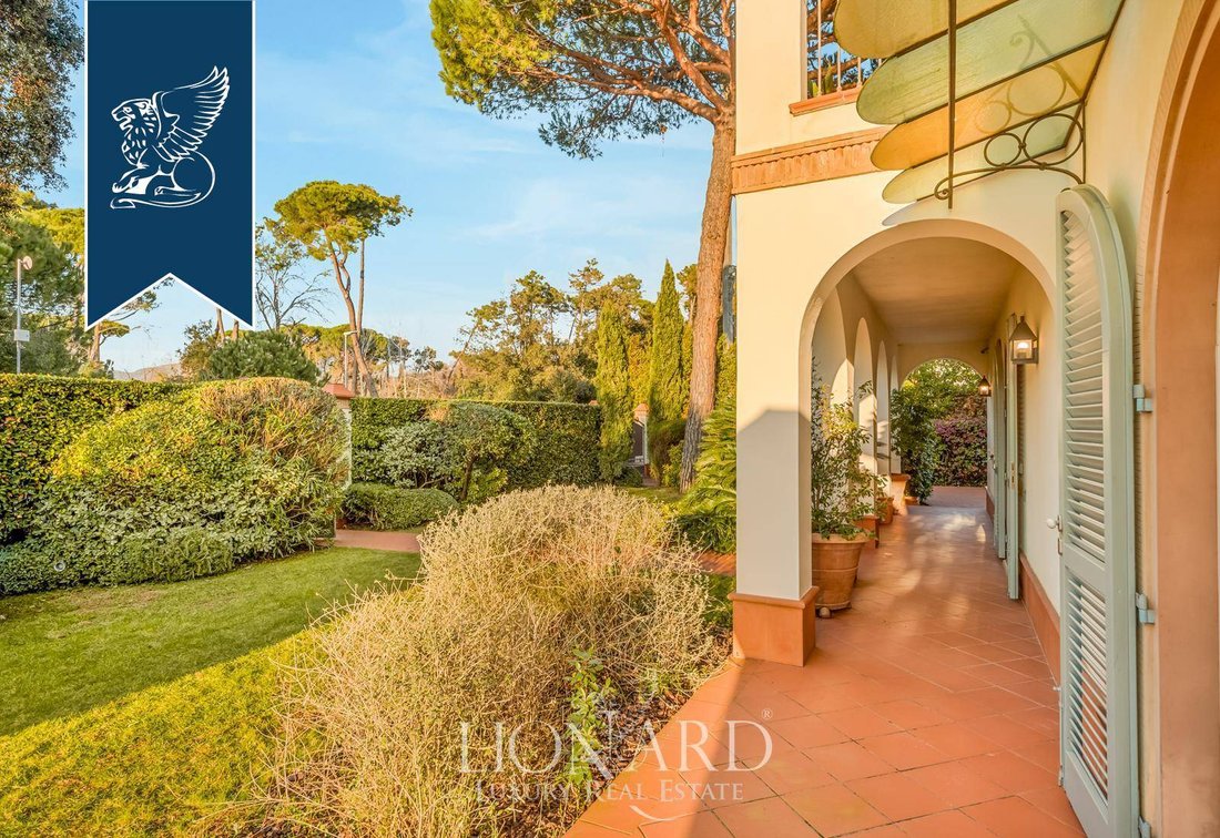 Villa in Vittoria Apuana, Forte dei Marmi, Tuscany 5 - 17271687