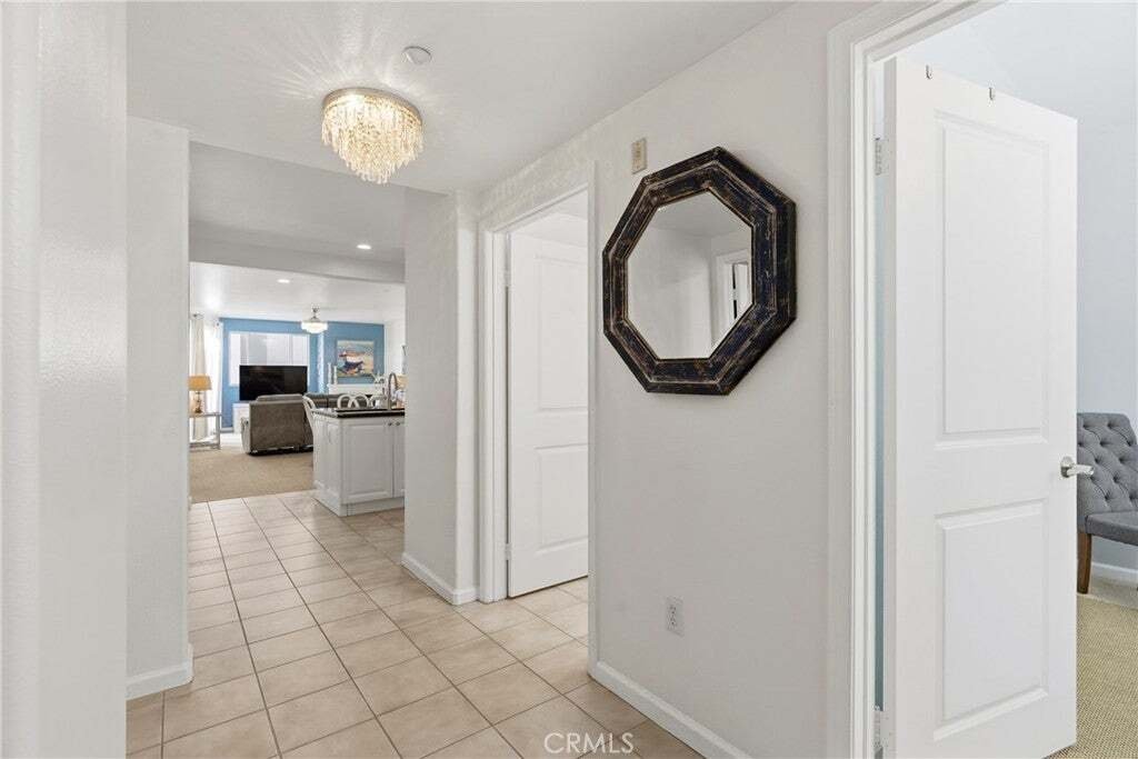 Condo in Signal Hill, California, United States 5 - 17136731