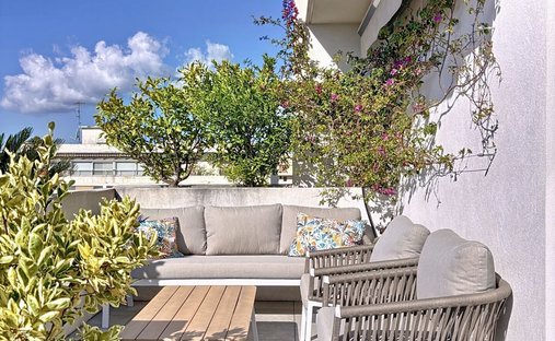Apartment in Saint-Laurent-du-Var, Provence-Alpes-Côte d'Azur, France 1