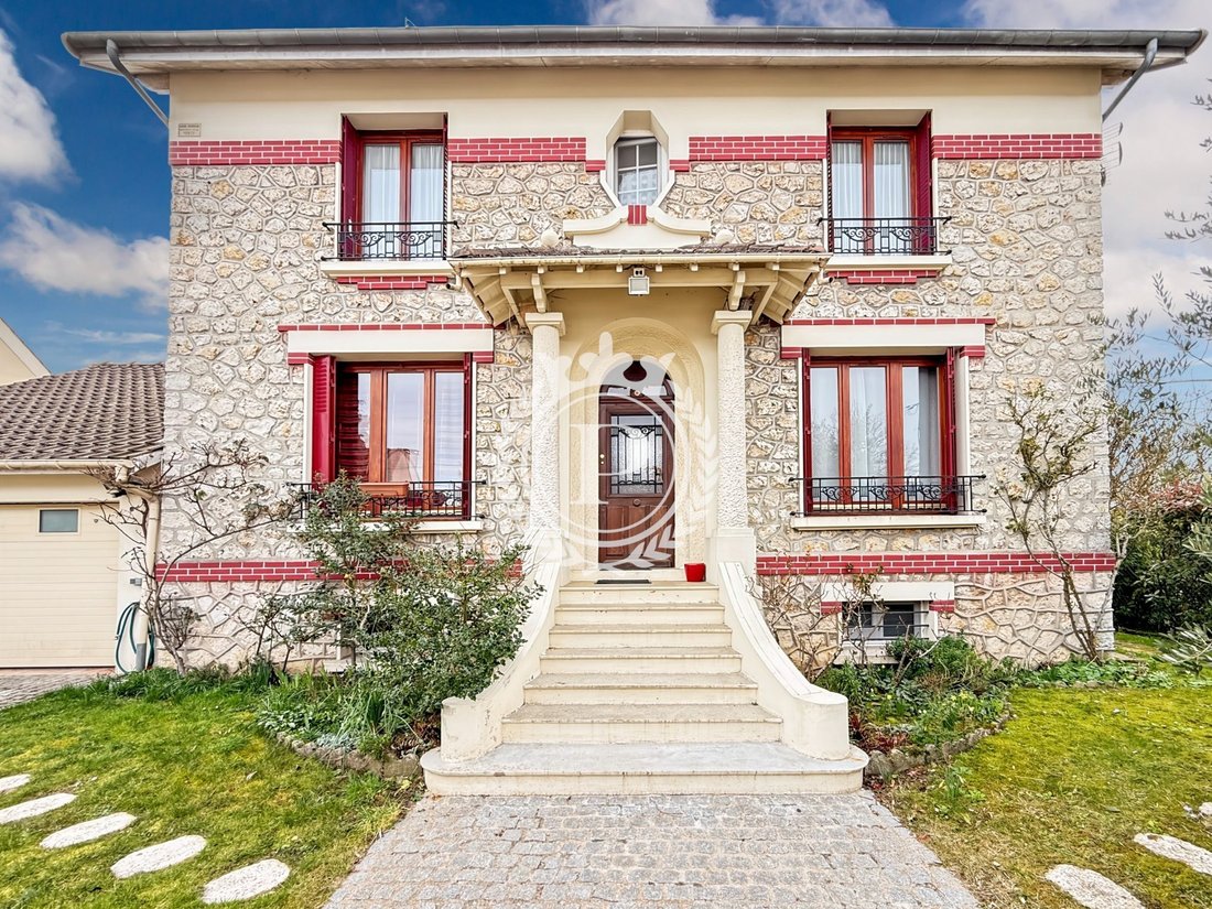 Casa a Nord Est, Gretz-Armainvilliers, Francia 1 - 17276078