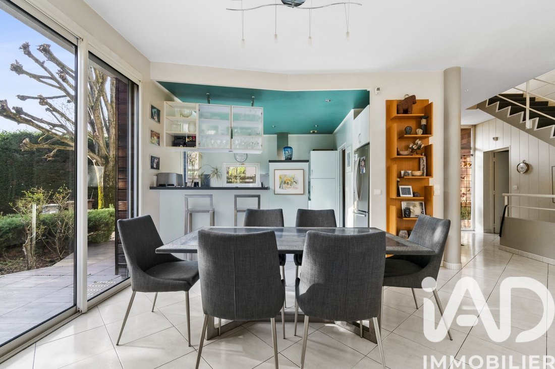 House in Chatou, Ile-de-France, France 4 - 17274174