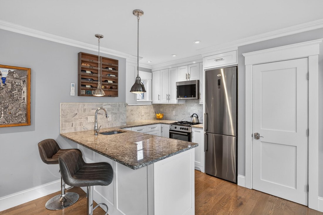 Condo in Provincetown, Massachusetts, United States 5 - 17274140
