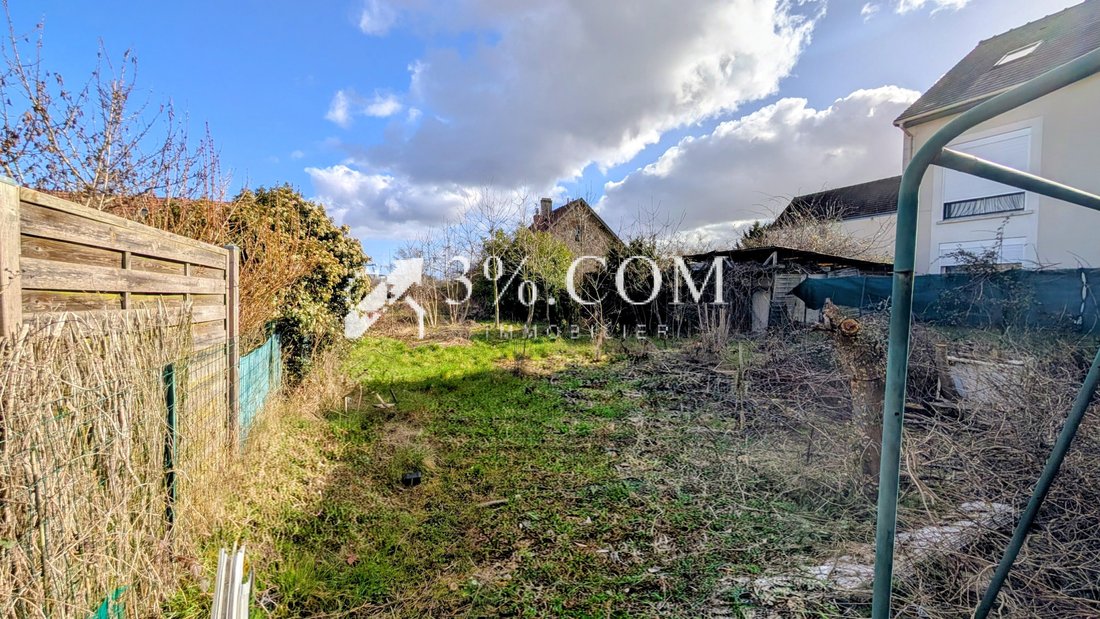 House in Poissy, Ile-de-France, France 4 - 17276163