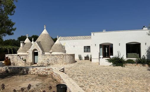 Villa a San Michele Salentino, Puglia, Italia 1