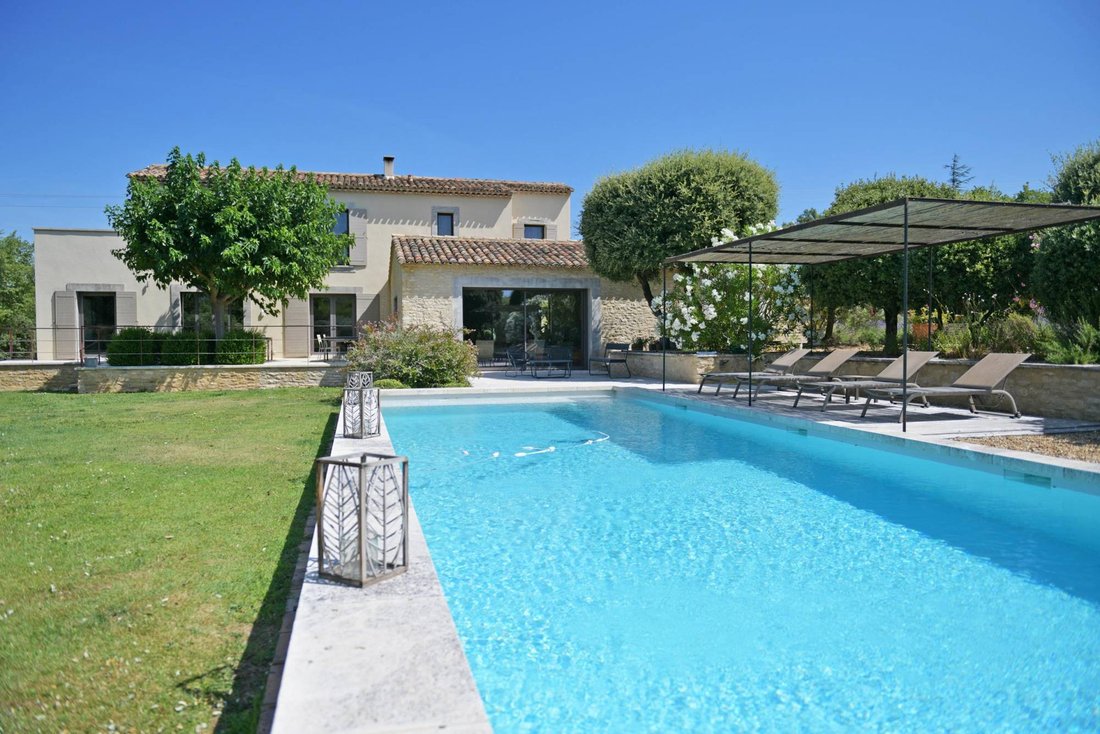 House in Gordes, Provence-Alpes-Côte d'Azur, France 1 - 16256491