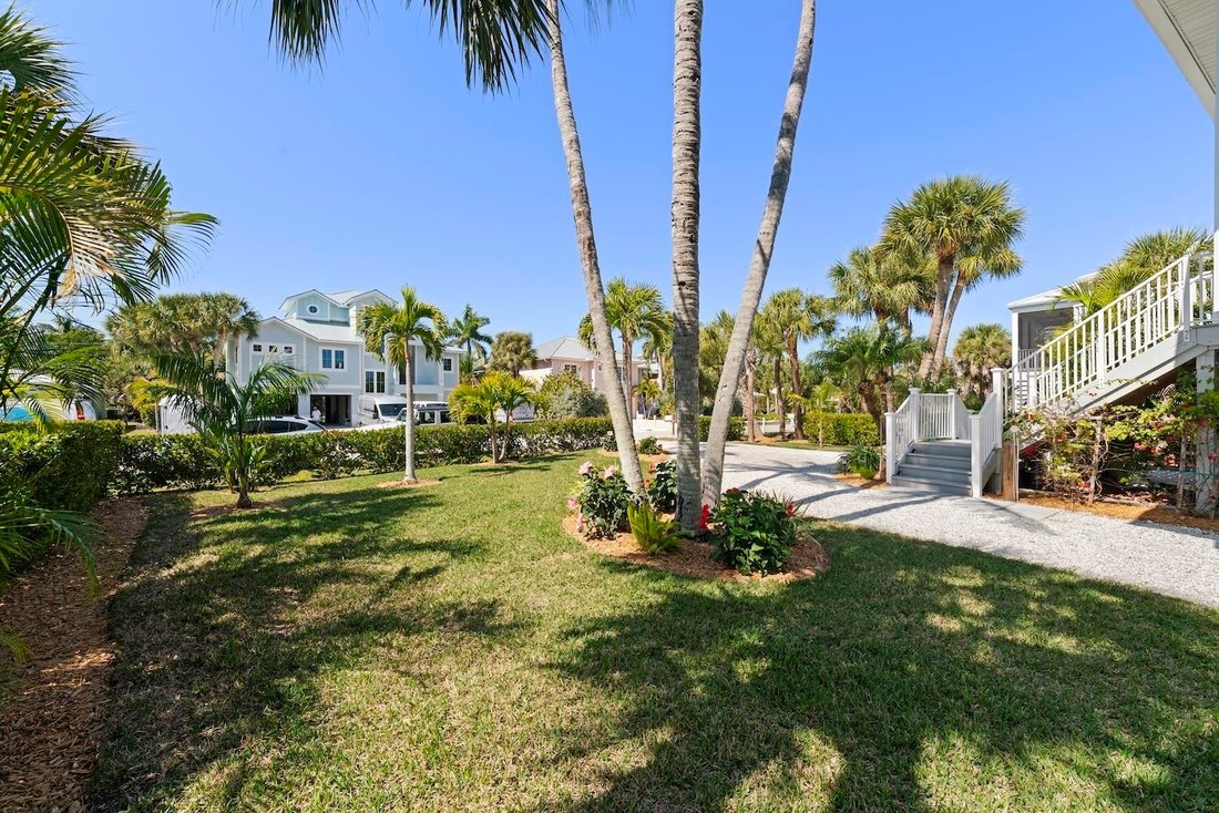 House in Sanibel, Florida, United States 4 - 17275415
