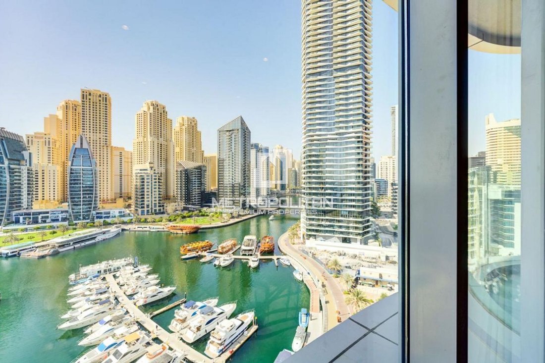 Apartment in Dubai Marina / Marsa Dubai, Dubai, United Arab Emirates 1 - 17275093