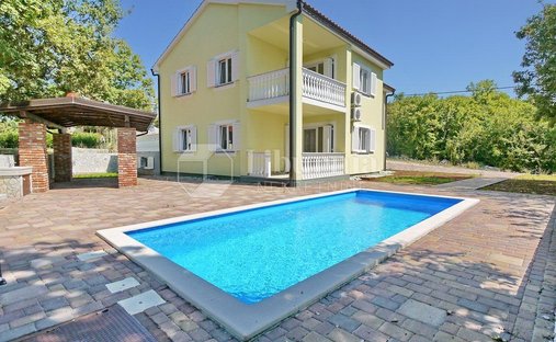 House in Malinska, Primorje-Gorski Kotar County, Croatia 1