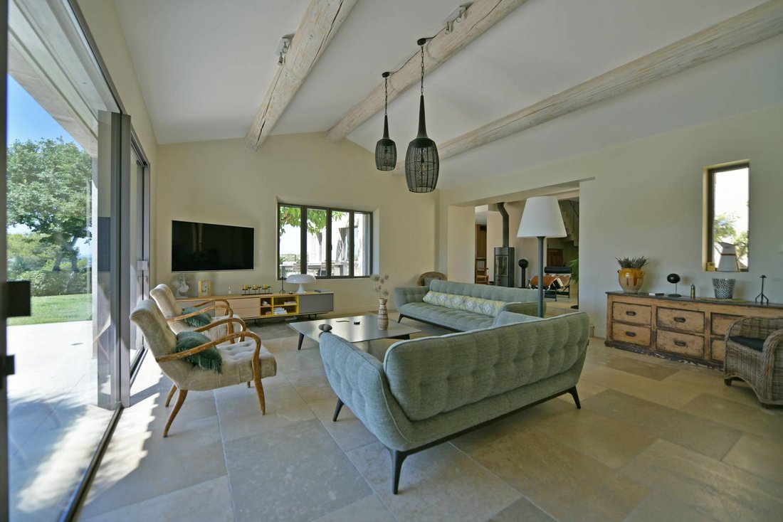 House in Gordes, Provence-Alpes-Côte d'Azur, France 5 - 16256491