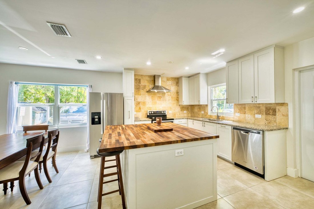 Condo in George Town, George Town, Cayman Islands 5 - 16927948