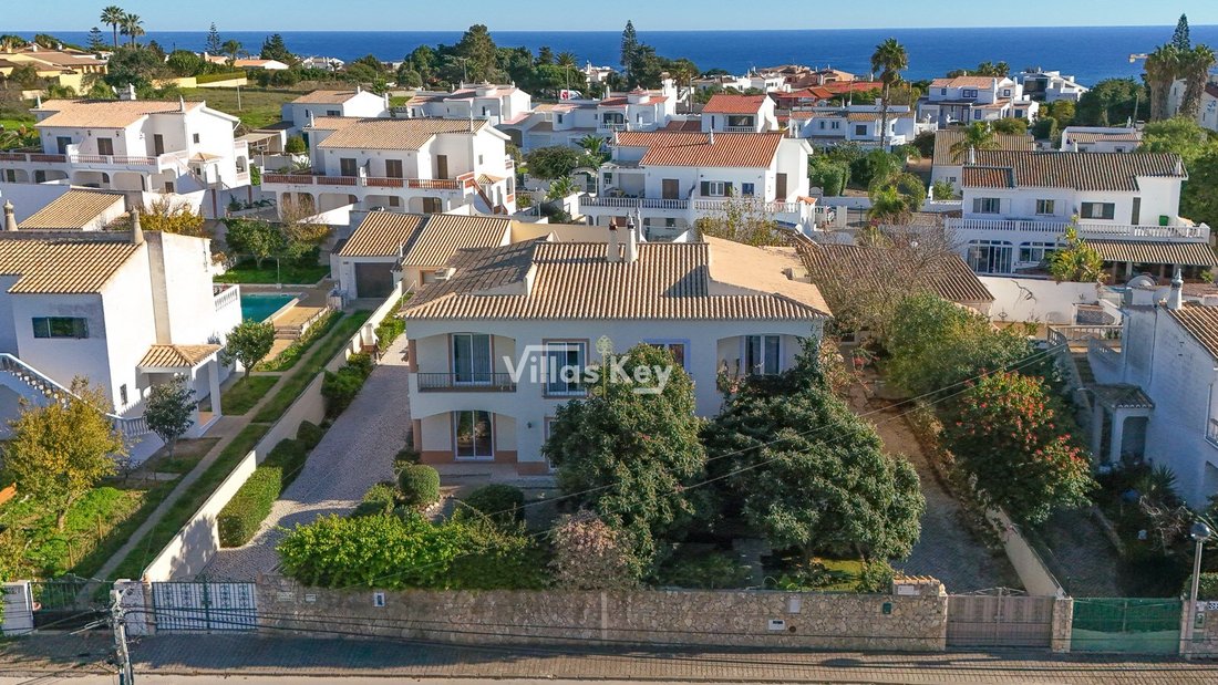 House in Praia da Luz, Algarve, Portugal 1 - 15906341