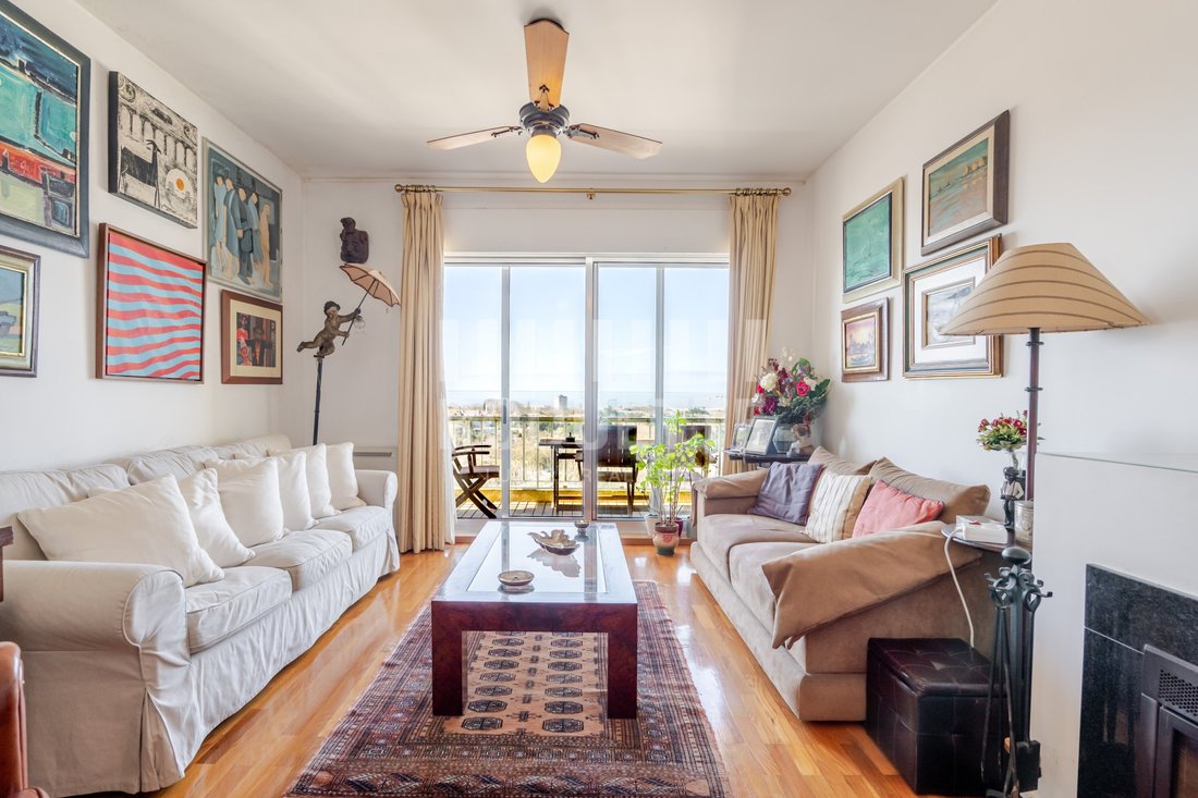 Apartment in Lordelo do Ouro e Massarelos, Porto District, Portugal 1 - 17277098