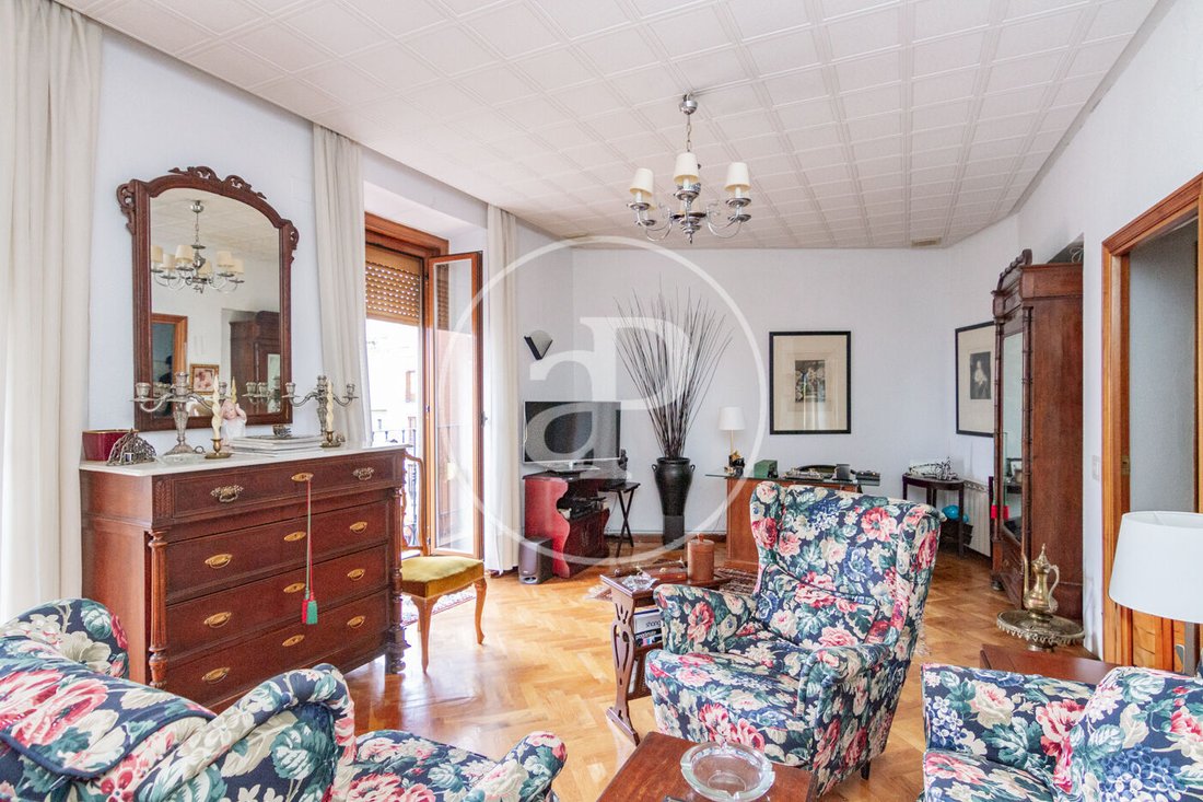 Apartment in Chamberi, Madrid, Spain 4 - 17273124