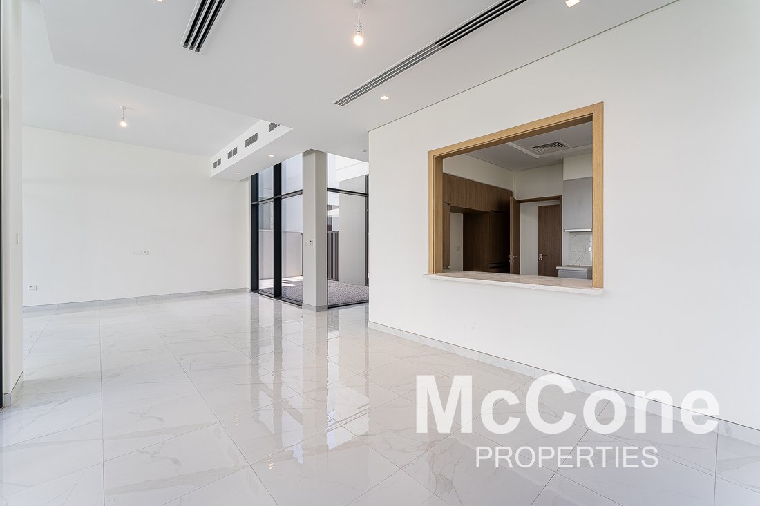 Villa in Al Furjan, Dubai, United Arab Emirates 3 - 17279177