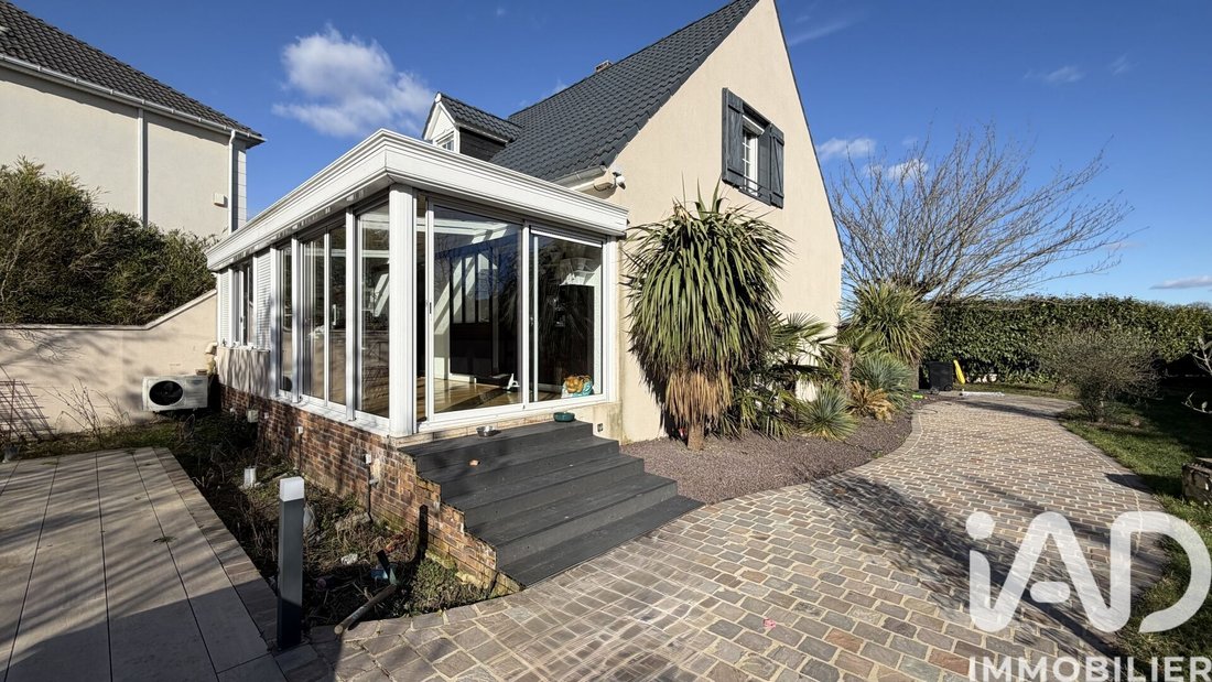 House in Chelles, Ile-de-France, France 1 - 17274213