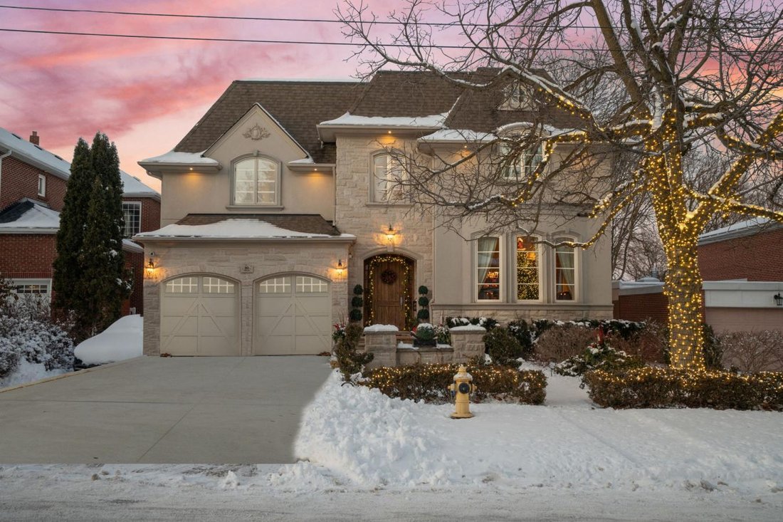 House in Toronto, Ontario, Canada 4 - 17273179