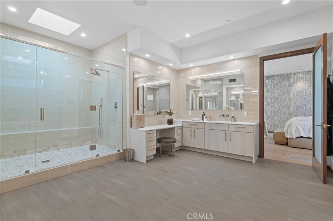 House in Los Angeles, California, United States 3 - 17277053