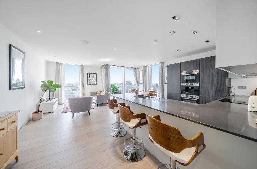 Apartment in Finsbury Park, Haringey, England 1 - 16777266