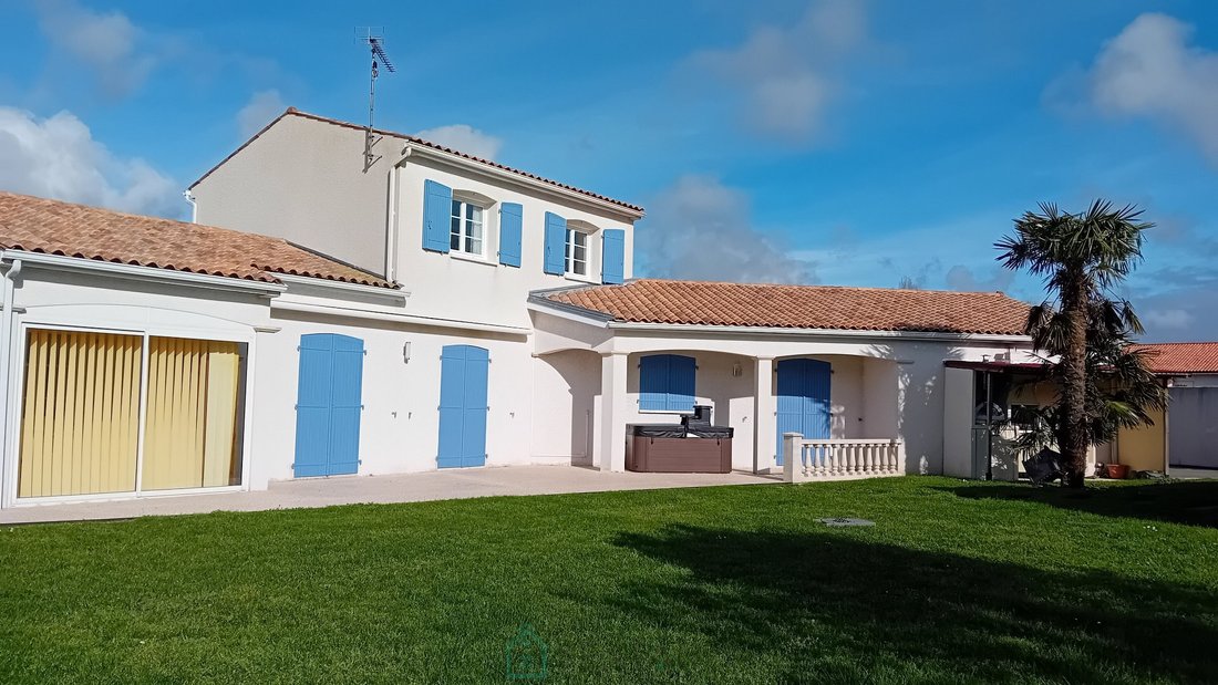 Villa in Saint-Sulpice-de-Royan, Nouvelle-Aquitaine, France 5 - 17276293