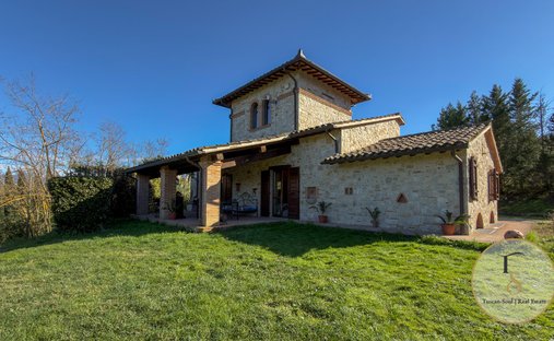 Casa de Campo en Todi, Umbría, Italia 1