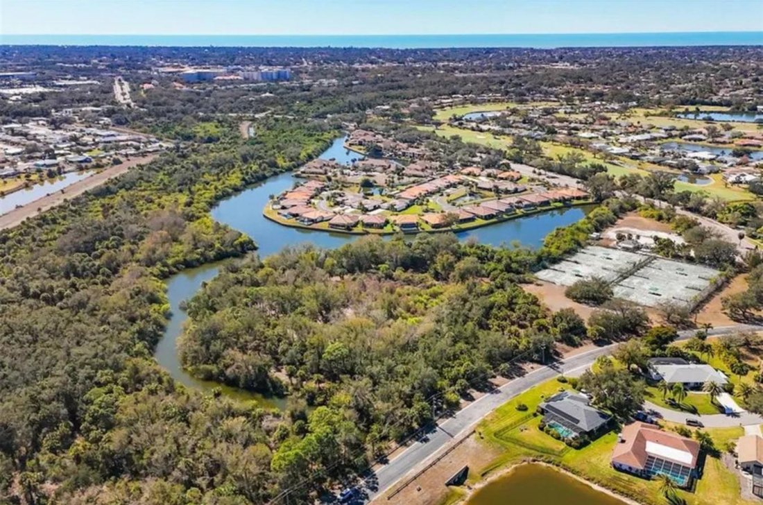 Land in Venice, Florida, United States 3 - 17273178