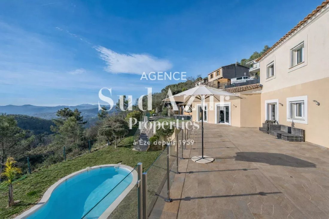 House in Èze, Provence-Alpes-Côte d'Azur, France 3 - 17278653