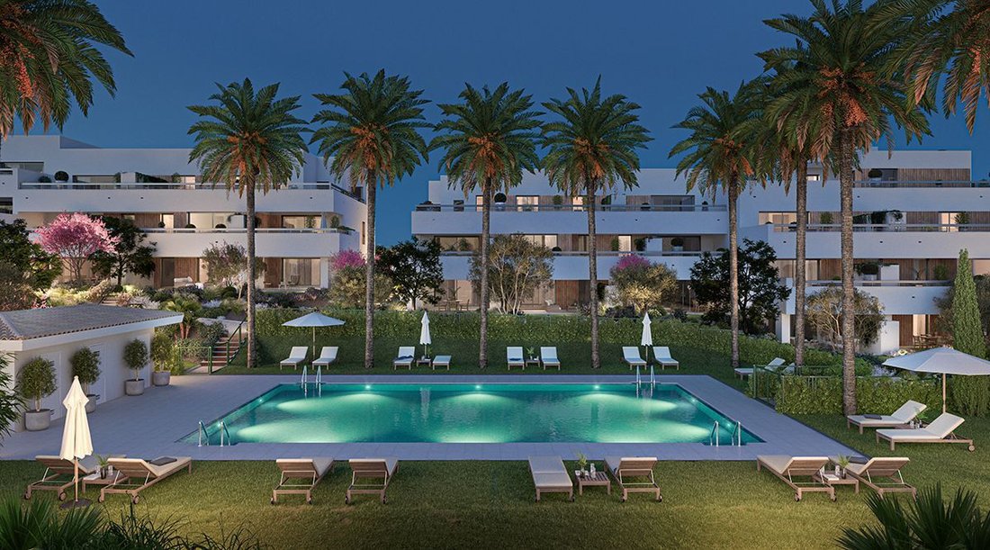 Apartment in Estepona, Andalusia, Spain 2 - 17280052