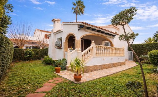 Chalet in Denia, Valencian Community, Spain 1