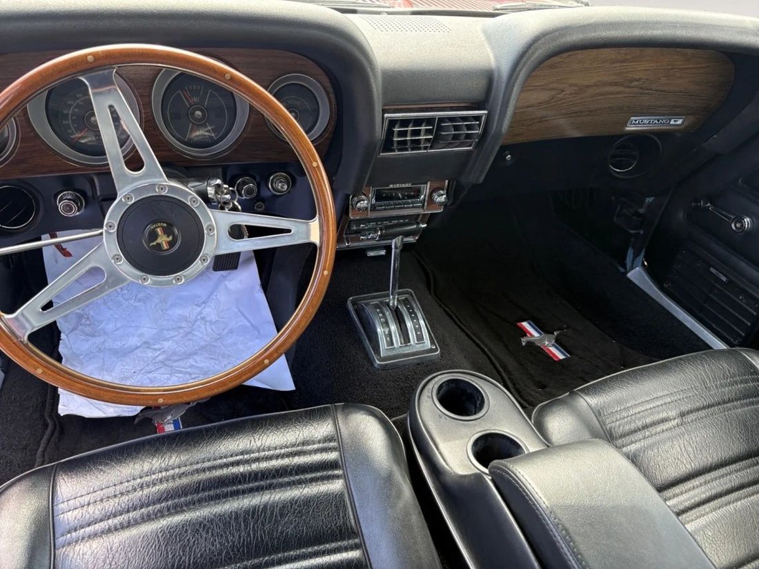 Cabriolet in Hollywood, FL, United States 4 - 17271763