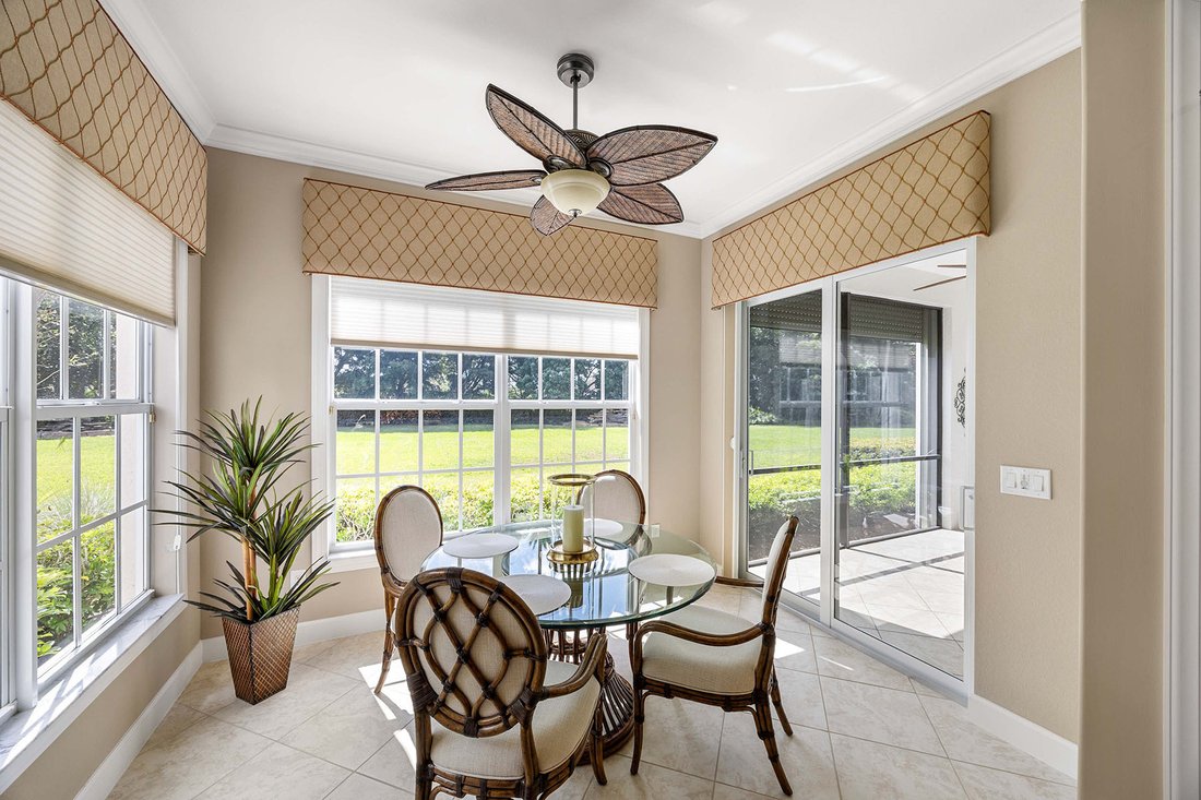 Condo in Naples, Florida, United States 5 - 17280180