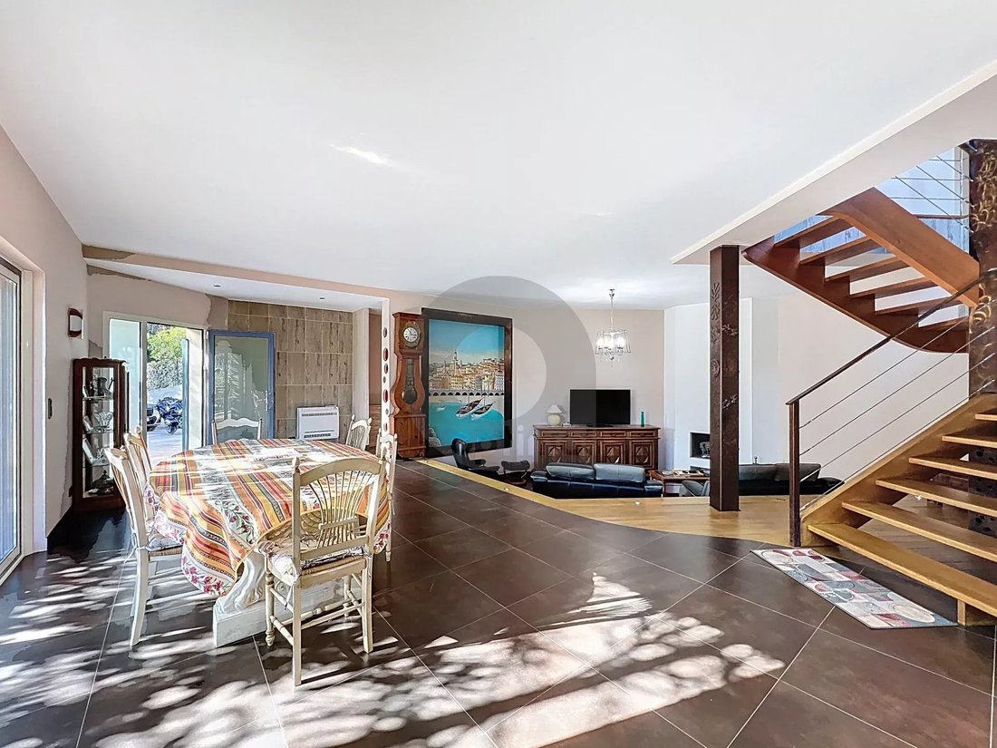 Villa in Menton, Provence-Alpes-Côte d'Azur, France 3 - 17280913