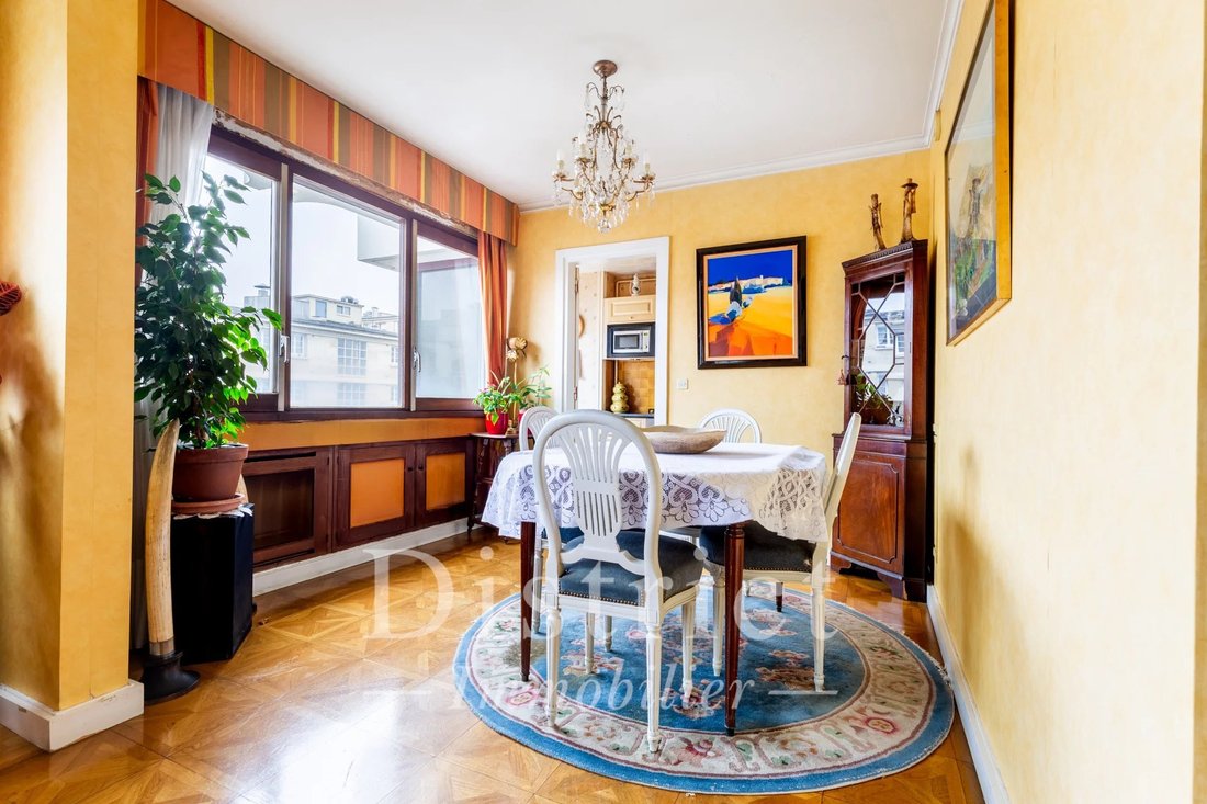 Apartment in Violet Commerce, Paris 15e Arrondissement, Paris 3 - 17281155