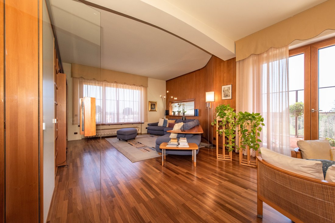 Penthouse in Bosto, Varese, Lombardy 1 - 17280327