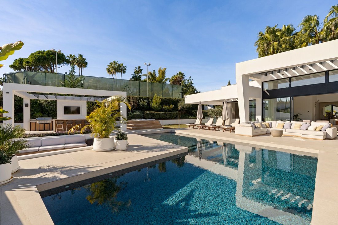Villa in Puerto Banus, Marbella, Spain 2 - 17280878