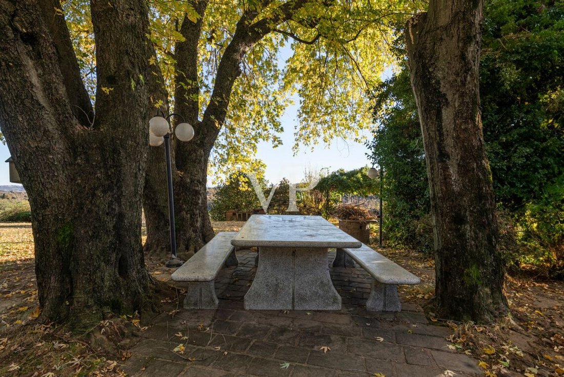 House in San Fermo della Battaglia, Lombardy, Italy 5 - 17280506