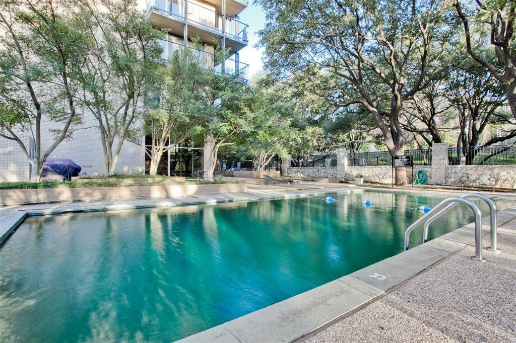 Condo in Dallas, Texas, United States 2 - 17280548