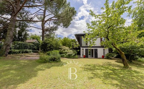 House in Talence, Nouvelle-Aquitaine, France 1