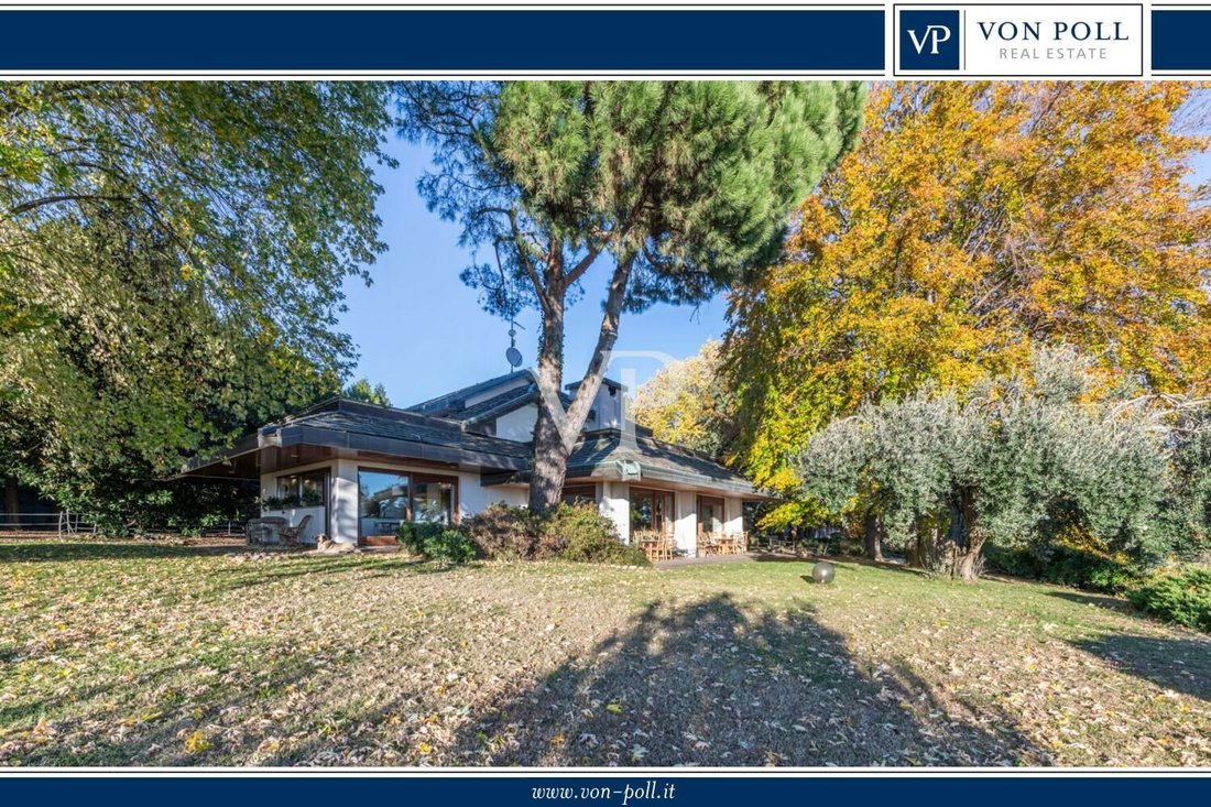 House in San Fermo della Battaglia, Lombardy, Italy 1 - 17280506