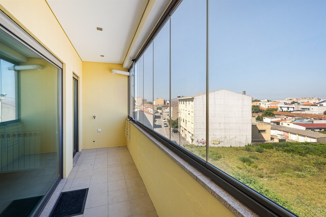 Apartment in Matosinhos e Leca da Palmeira, Porto District, Portugal 5 - 17284460