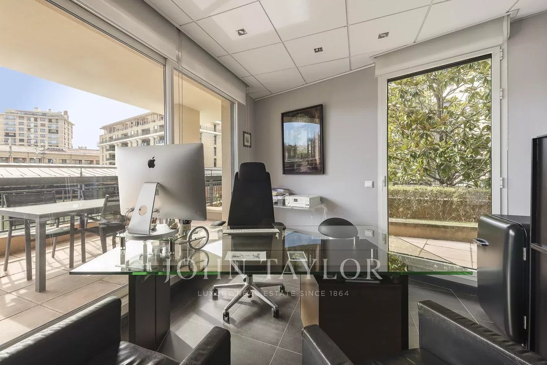 Apartment in Mazarin-Opéra-Bellegarde-Mairie, Aix-en-Provence, France 4 - 17136280