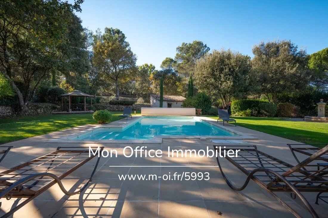 House in Jouques, Provence-Alpes-Côte d'Azur, France 4 - 17283726