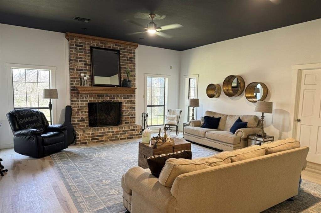 House in Comanche, Texas, United States 2 - 17283302