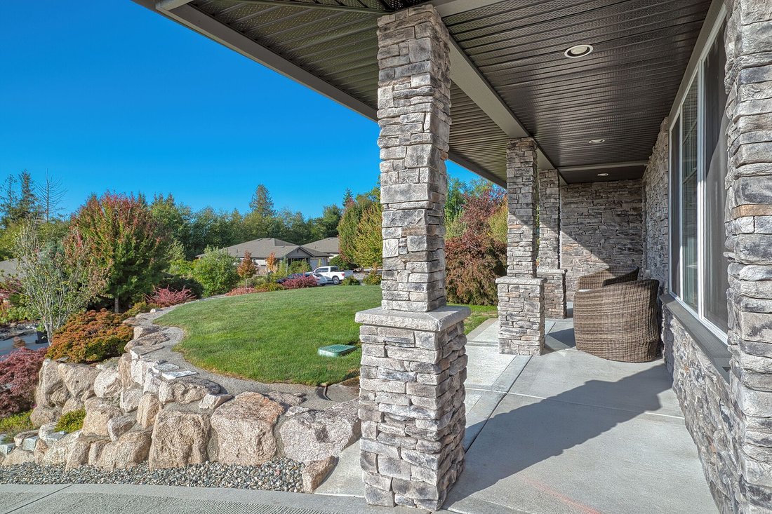 House in Sechelt, British Columbia, Canada 4 - 17283934