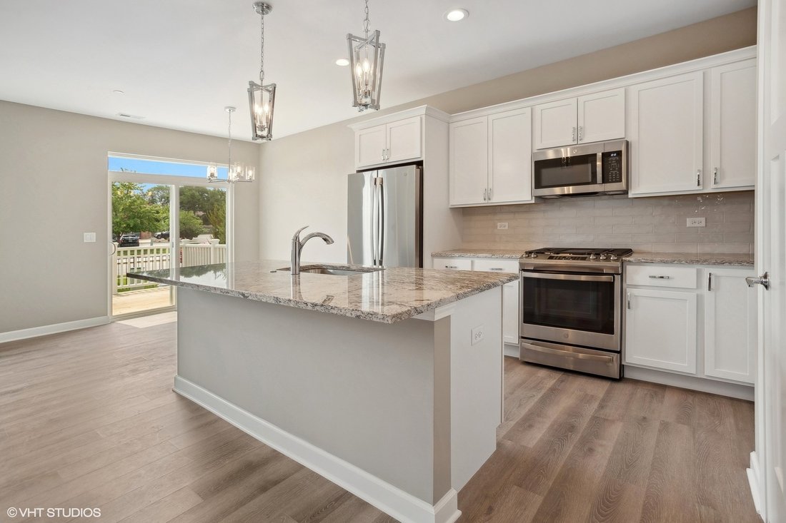 Condo in Addison, Illinois, United States 5 - 17282678