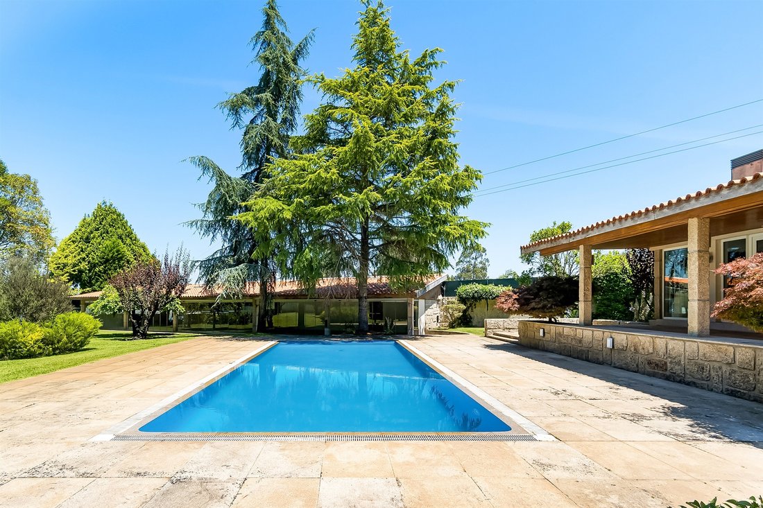 House in Fornelo e Vairao, Porto District, Portugal 2 - 17284356
