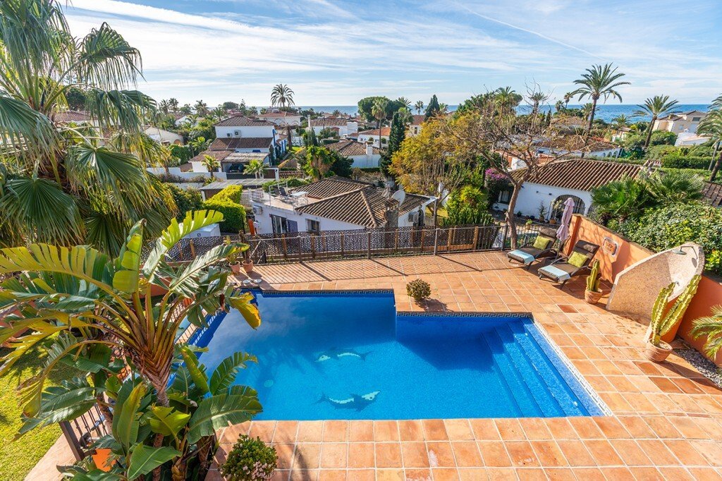 Villa in Elviria-Cabopino, Marbella, Spanien 4 - 17264190