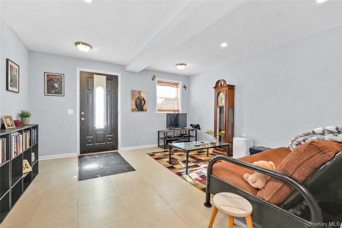 House in New York, New York, United States 3 - 17283860