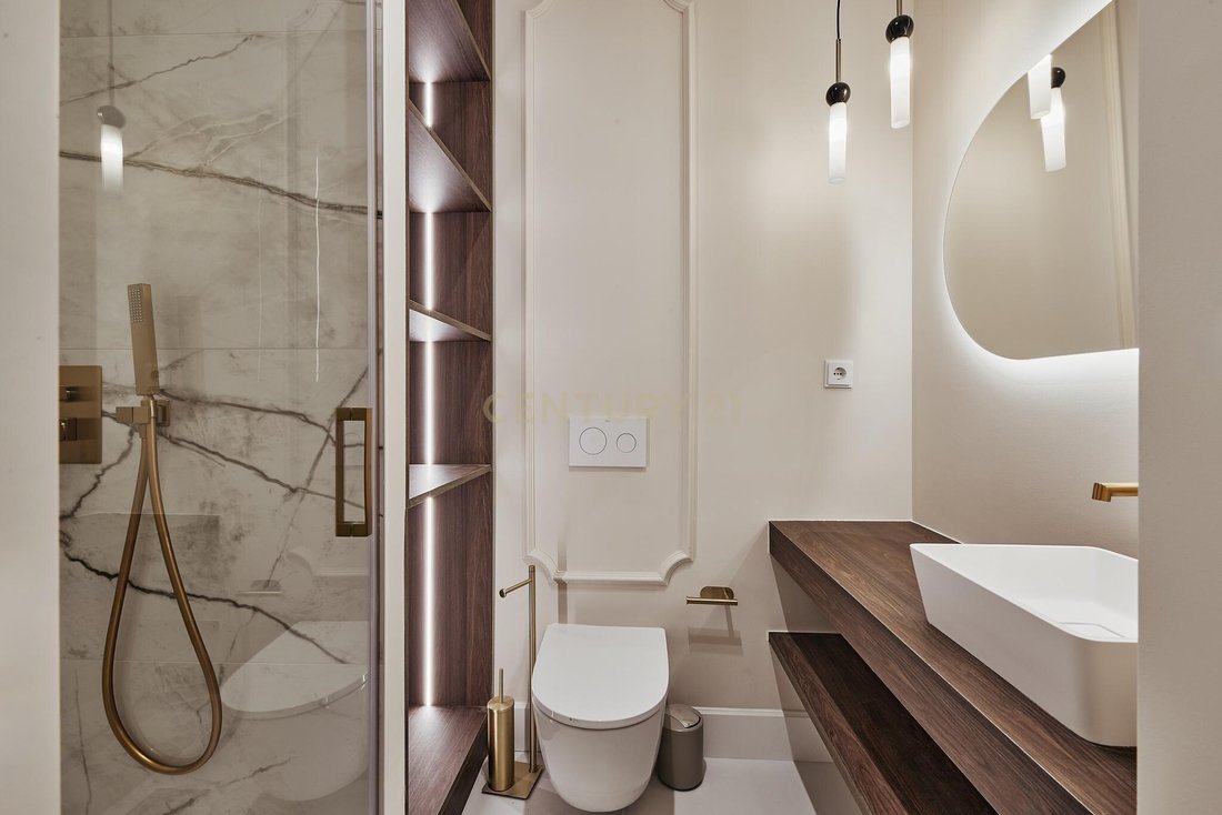 Apartment in Barrio Salamanca, Madrid, Spain 4 - 17283506