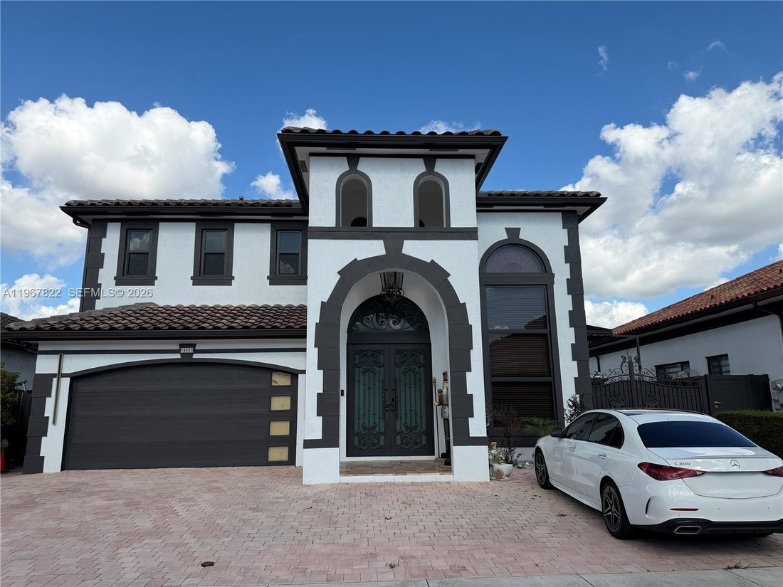 House in Miami, Florida, United States 1 - 17282061